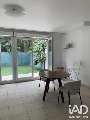 Location maison 3 pièces 74,44 m² Saint-Denis
