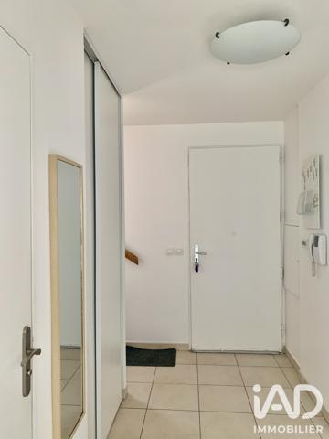 Location maison 3 pièces 74,44 m² Saint-Denis