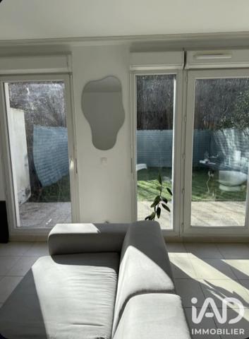 Location maison 3 pièces 74,44 m² Saint-Denis