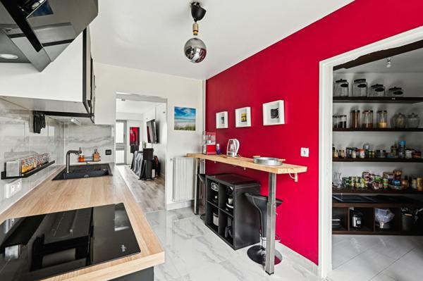 A vendre appartement 4 pièces NANTERRE