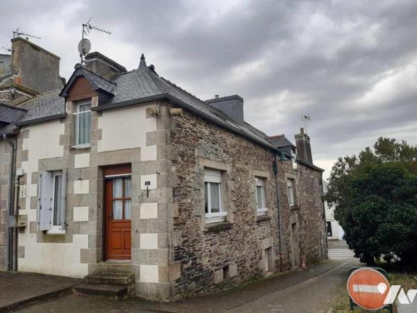 Maison à vendre à MUR DE BRETAGNE (22530), Côtes d'Armor (22), idéal pour un investissement loc...