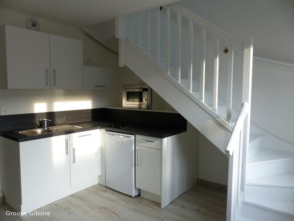 Appartement T2 à louer - 30 m² (réf : 571868)