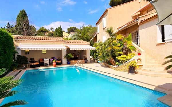 Maison à vendre    6 pièces •  La Seyne-sur-Mer