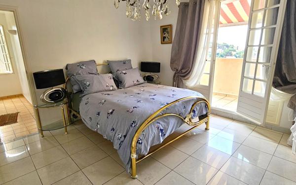 Maison à vendre    6 pièces •  La Seyne-sur-Mer