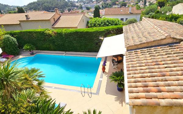 Maison à vendre    6 pièces •  La Seyne-sur-Mer