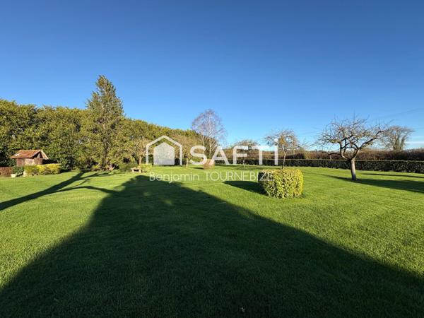 Calme absolu, le charme de l'ancien et de grands espaces.