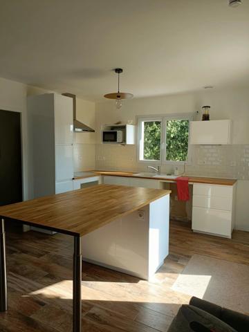 Location                                                      Maison
                        
                     4 pièces                      107 m2                     à Saint-Julien-de-Concelles