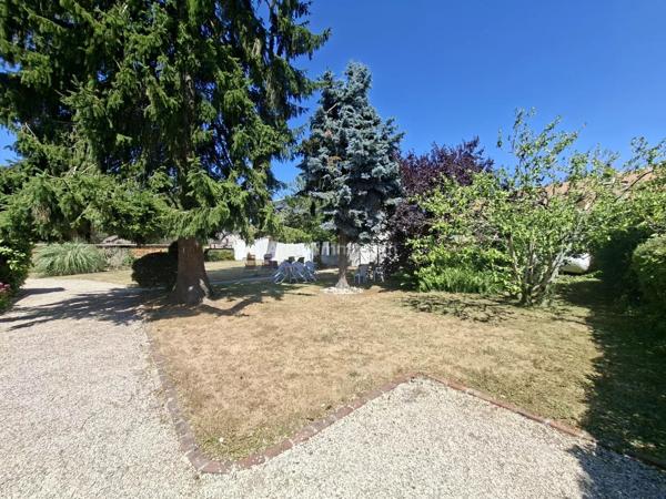 Vente                                                      Maison
                        
                     5 pièces                      101 m2                     à Gisors
