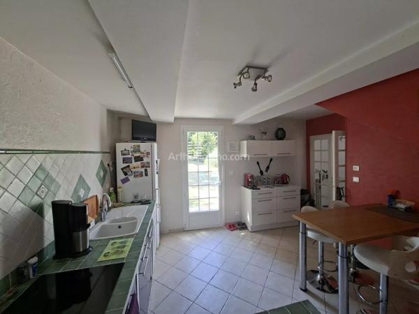 Vente                                                      Maison
                        
                     5 pièces                      101 m2                     à Gisors