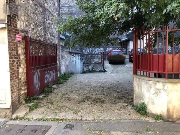 Garage - Parking à louer à Rouen en Seine-Maritime (76000), ref : 76009-L326