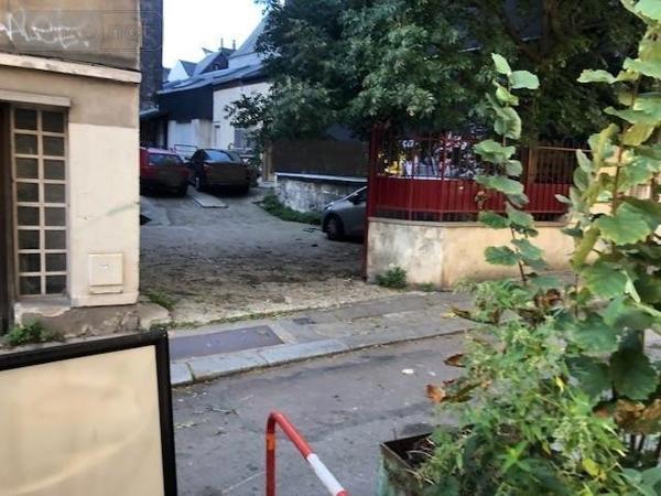 Garage - Parking à louer à Rouen en Seine-Maritime (76000), ref : 76009-L326