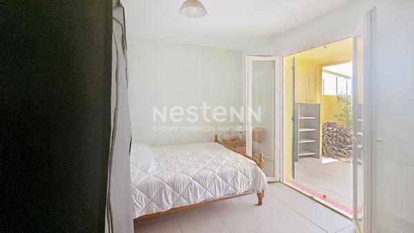 Bas de villa St Maximin La Sainte Baume 4 pièces 87 m2 sur 177 m² dans le centre ville .