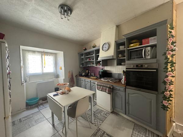 BIEN RARE ! NE TRAINEZ PAS !! Maison Varilhes 4 pièce(s) 85 m2 + combles aménageables