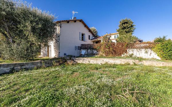 Maison à vendre    4 pièces • 100,44 m2 Colomars