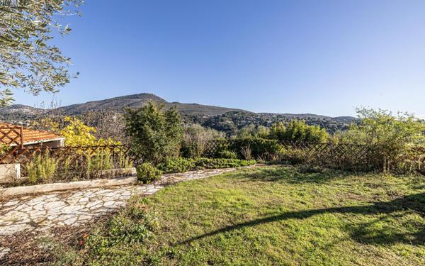 Maison à vendre    4 pièces • 100,44 m2 Colomars