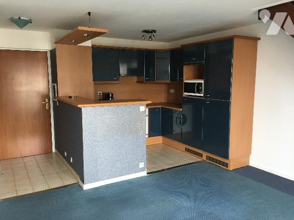 DUPLEX 39 M² Plein centre des Clayes sous Bois