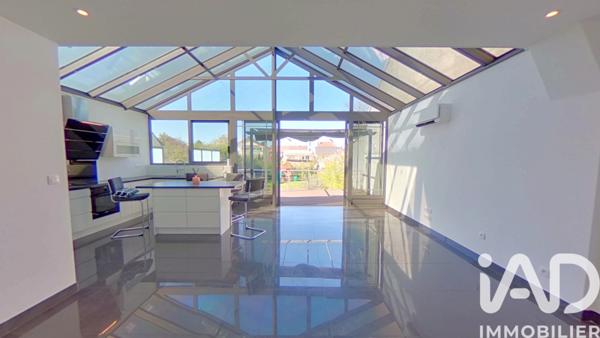 Maison à vendre 7 pièces 165 m² Villeneuve-le-Roi