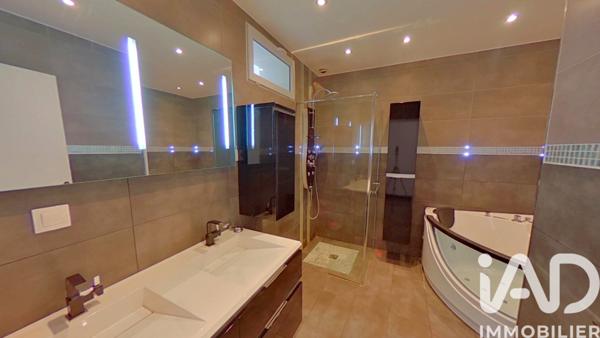 Maison à vendre 7 pièces 165 m² Villeneuve-le-Roi