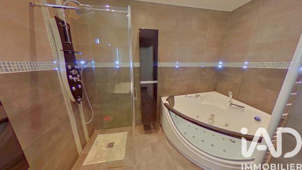 Maison à vendre 7 pièces 165 m² Villeneuve-le-Roi