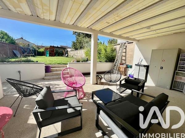 Maison à vendre 7 pièces 165 m² Villeneuve-le-Roi