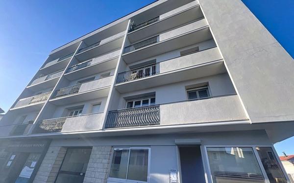 Appartement à vendre    4 pièces • 80 m2 Valence