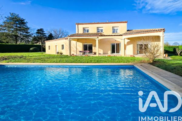 Maison à vendre 7 pièces 204 m² Montauban