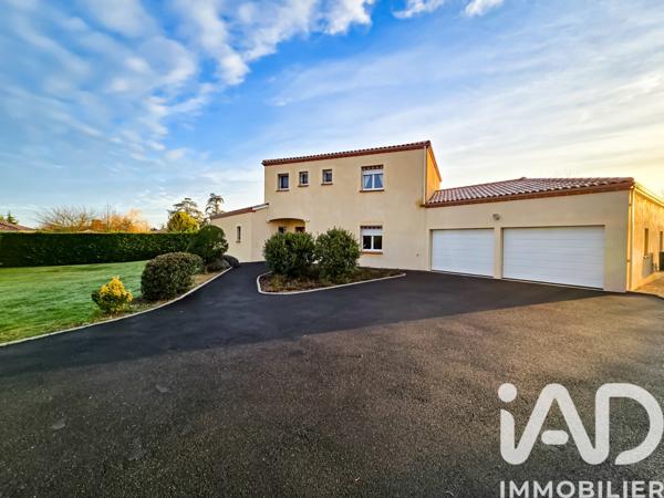 Maison à vendre 7 pièces 204 m² Montauban