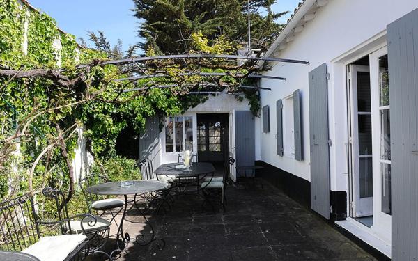 Maison à vendre    6 pièces •  Ars-en-Ré