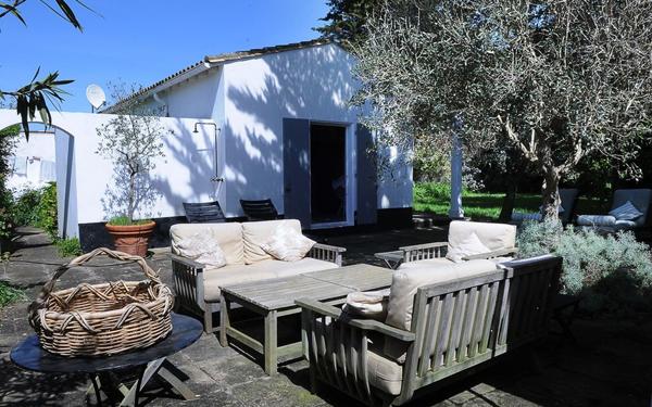 Maison à vendre    6 pièces •  Ars-en-Ré