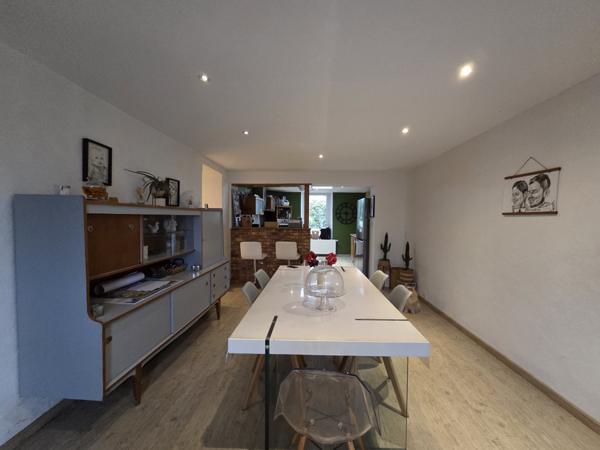 A VENDRE MAISON EN PIERRE RENOVEE 4 CHAMBRES NEULLIAC (56)