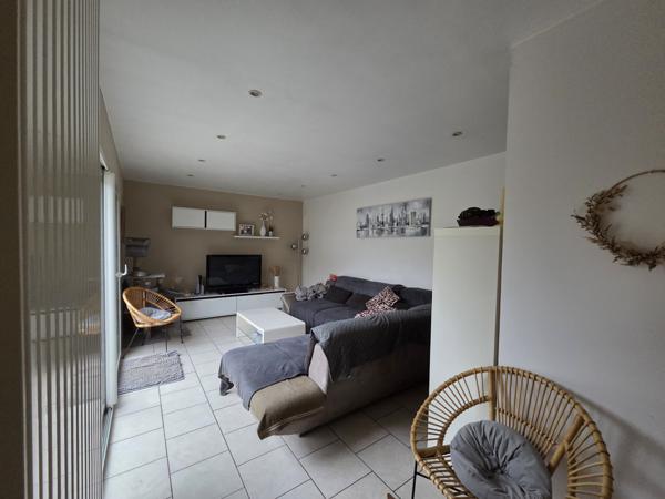 A VENDRE MAISON EN PIERRE RENOVEE 4 CHAMBRES NEULLIAC (56)