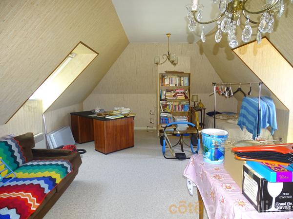 Vente
                Maison150 m² - 5 Pièces -
                    LIGNIERES (18160)