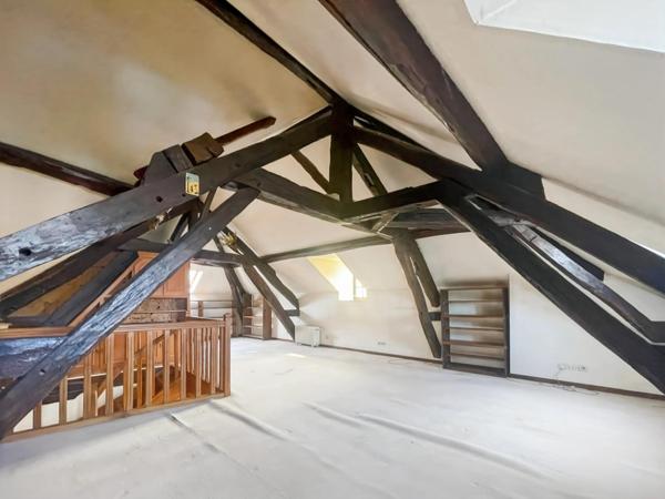 Centre ville, maison ancienne avec studio