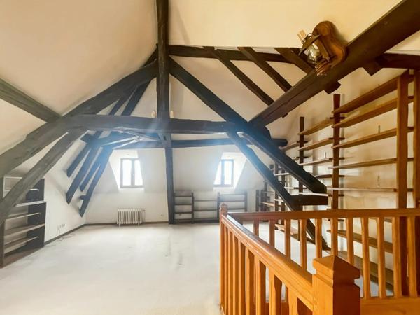 Centre ville, maison ancienne avec studio