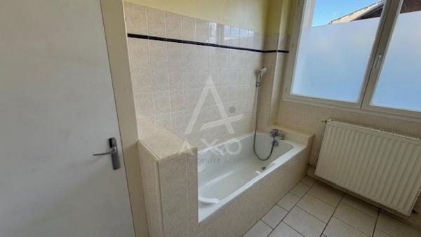 PUYMOYEN - MAISON 6 PIECES