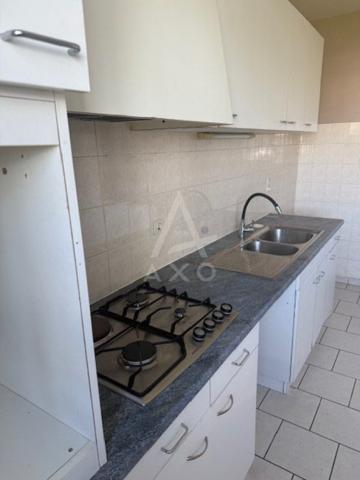 PUYMOYEN - MAISON 6 PIECES