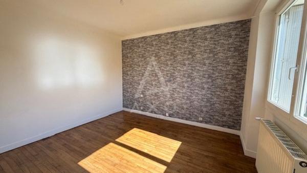 PUYMOYEN - MAISON 6 PIECES