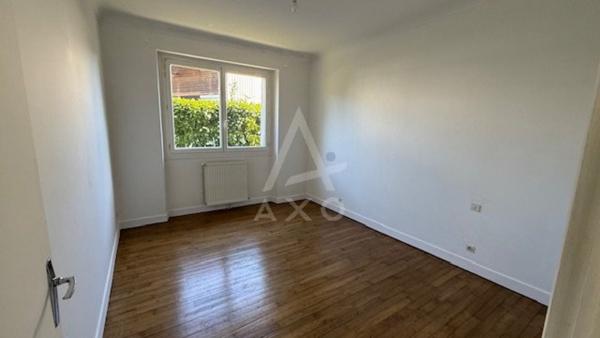 PUYMOYEN - MAISON 6 PIECES