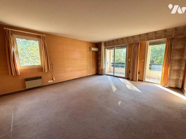 Grande maison d'architecte à faire revivre