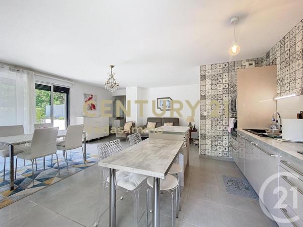 Appartement F4 à vendre  4 pièces - 97 m2 ST JEAN DE VEDAS - 34