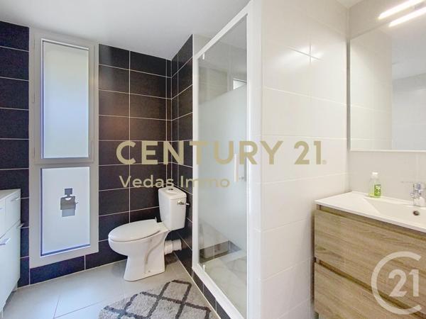 Appartement F4 à vendre  4 pièces - 97 m2 ST JEAN DE VEDAS - 34