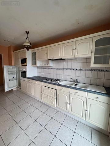 Appartement à vendre à Baud dans le Morbihan (56150), ref : 56124-27