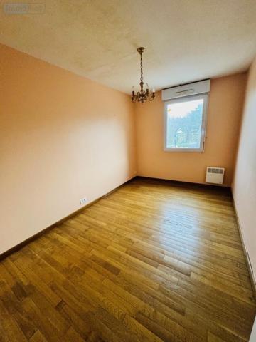 Appartement à vendre à Baud dans le Morbihan (56150), ref : 56124-27