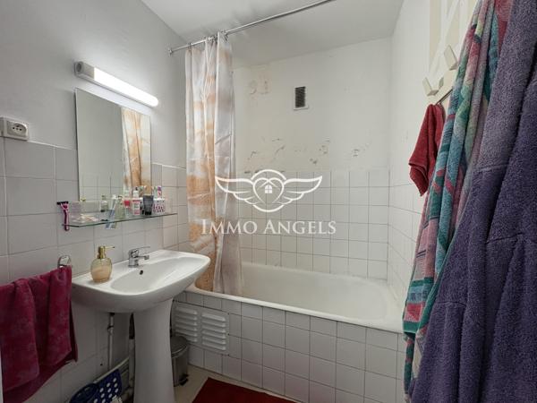 APPARTEMENT T4 DE 70 M² AVEC GARAGE VUE PARC