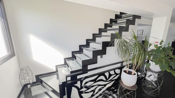 VILLA EXCEPTIONNELLE QUARTIER SAINT- PIERRE AVEC UN DPE EN "B", DU JAMAIS VU !