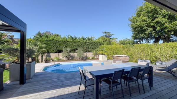 VILLA EXCEPTIONNELLE QUARTIER SAINT- PIERRE AVEC UN DPE EN "B", DU JAMAIS VU !