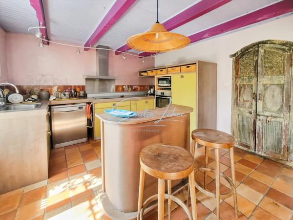 Riec sur Belon - Maison bourgeoise, 4 niveaux, centre bourg, jardin clos avec puits, près de 250m2! Unique!!