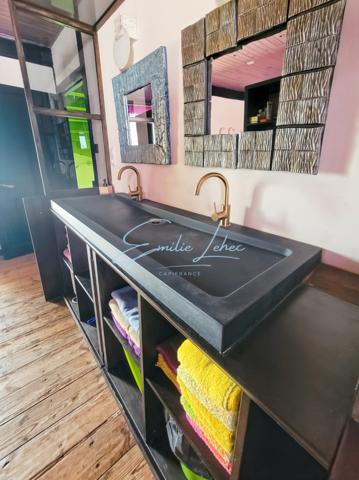 Riec sur Belon - Maison bourgeoise, 4 niveaux, centre bourg, jardin clos avec puits, près de 250m2! Unique!!