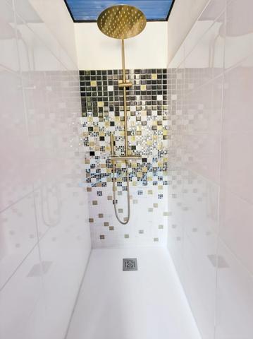 Riec sur Belon - Maison bourgeoise, 4 niveaux, centre bourg, jardin clos avec puits, près de 250m2! Unique!!