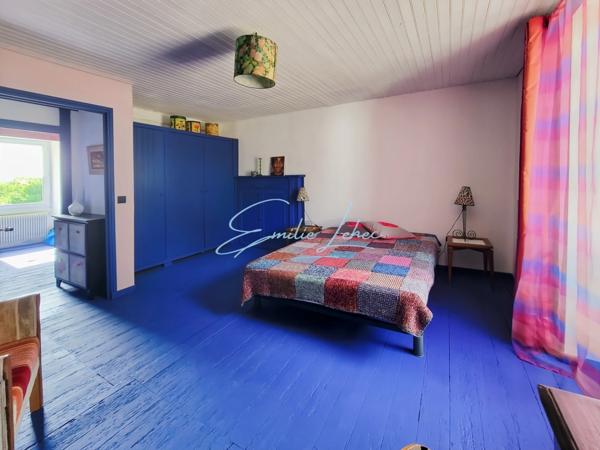 Riec sur Belon - Maison bourgeoise, 4 niveaux, centre bourg, jardin clos avec puits, près de 250m2! Unique!!